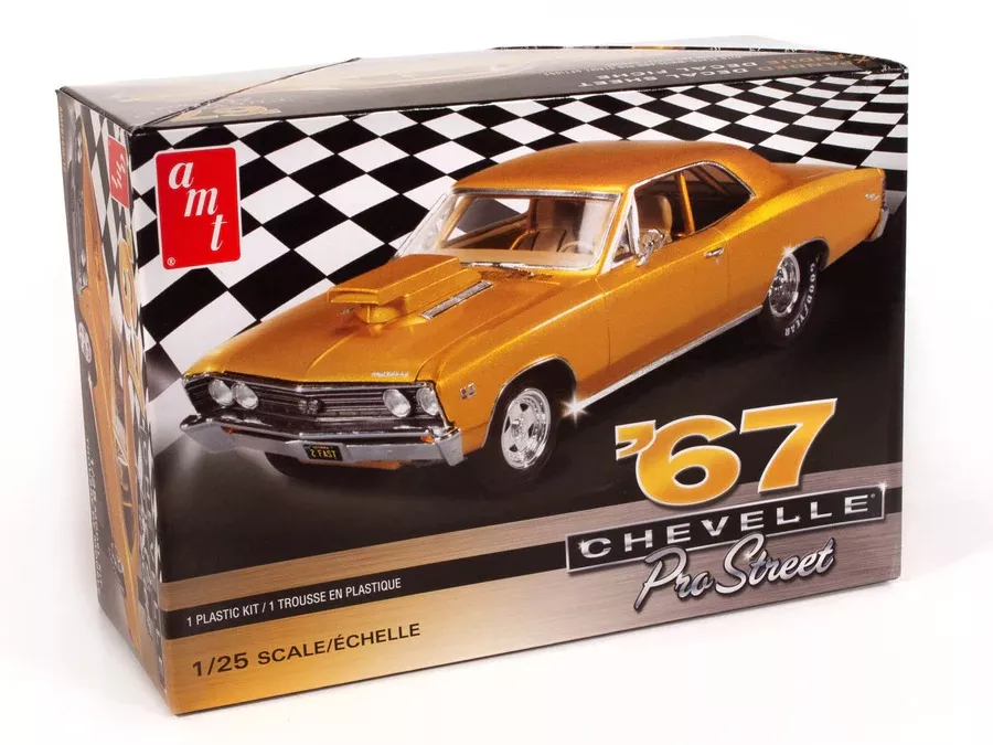AMT 1967 Chevy Chevelle "Pro Street"1:25 Scale Model Kit