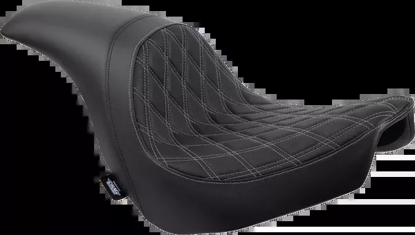 Drag Specialties Seats Predator Seat – Double Diamond W/ Silver Sitching – Vinyl – FLSB/FXLR ’18-’23