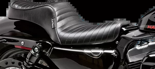 Le Pera Cherokee Seat – Pleated – Black – XL ’04-’22