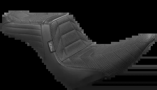 Le Pera Tailwhip Seat – Track Pleat – Black ’18-’23