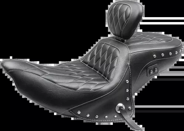 Mustang Heated Seat – With Backrest – Diamond – Chief/Chieftan/Roadmaster/Dark Horse ’14-’24