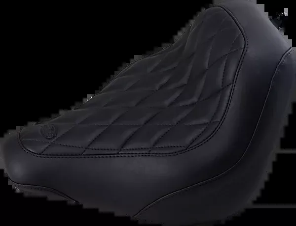 Mustang Wide Tripper™ Seat – Diamond Stitching – FXBB/S ’18-’25