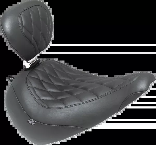 Mustang Wide Tripper™ Solo Seat – W/ Backrest – Diamond – Black Stitch – FXBR ’23-’25