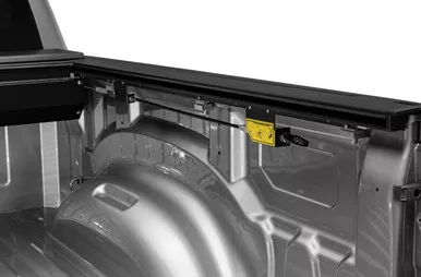 Roll-N-Lock E-Series Retractable Truck Bed Tonneau Cover | RC132E