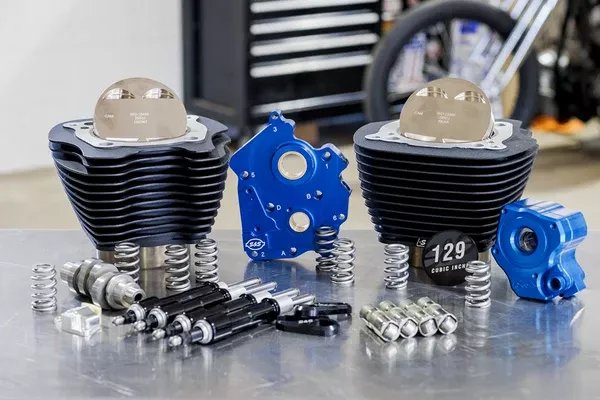 S&S Cycle 129″ Power Package Engine Performance Kit – Chain Drive – Oil Cooled – Non-Highlighted Fins – M8