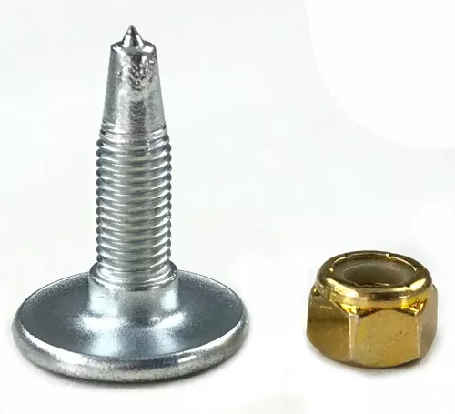 Woodys .920″ Gold Digger 5/16″ Traction Master Carbide Studs 96pk (GDP6-9205-B)
